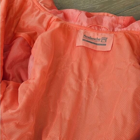 Avalanche Women's Bright Coral Ski Jacket - Picture 3 of 6